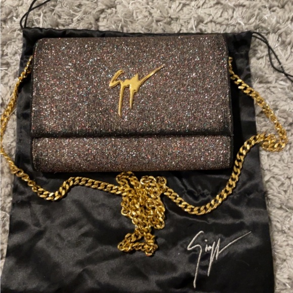 USED Giuseppe Zanotti Wallet on chain - Picture 3 of 7